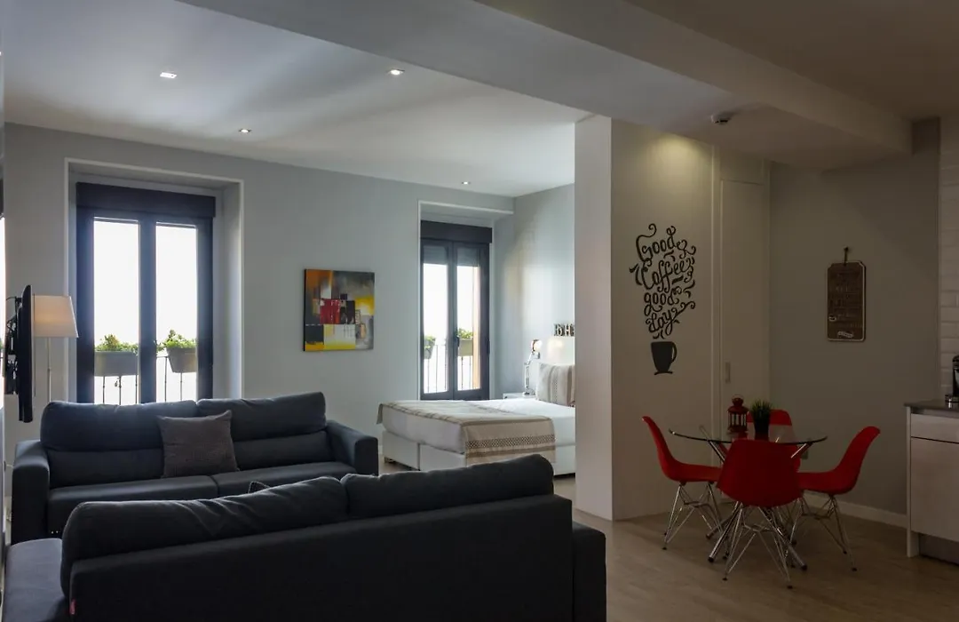 Arenal Suites Puerta Del Sol-1