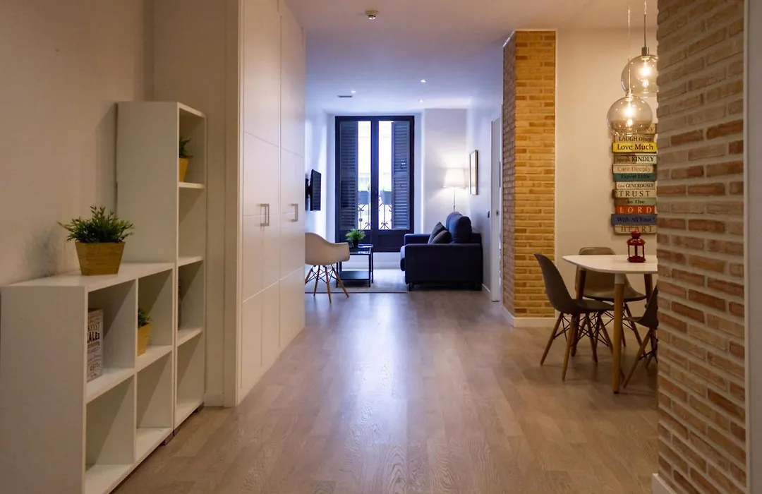 Arenal Suites Puerta Del Sol-1